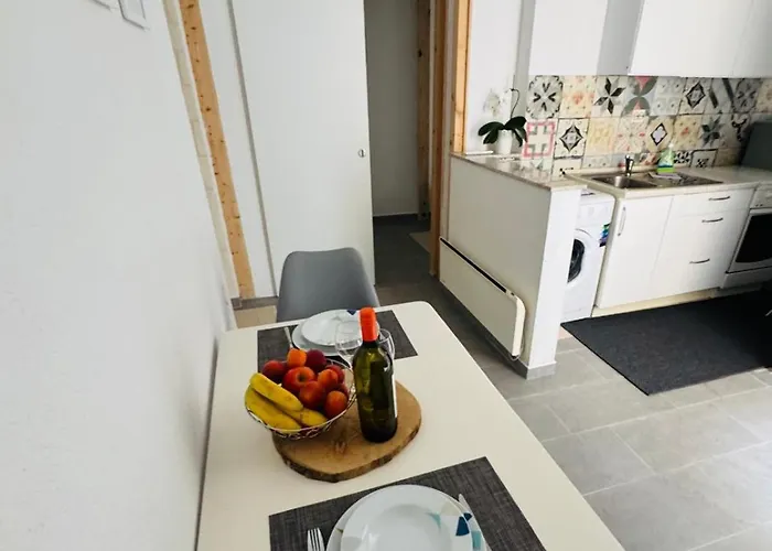 Apartment Z&d - Korak Do Mora *